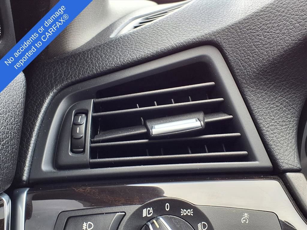 Used 2011 BMW 535i xDrive Sedan image 26