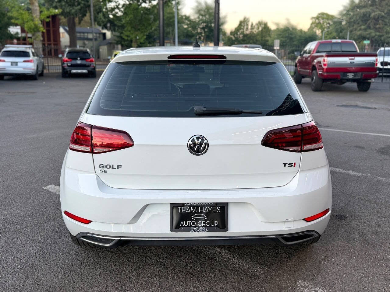 Used 2018 Volkswagen Golf SE FWD image 6