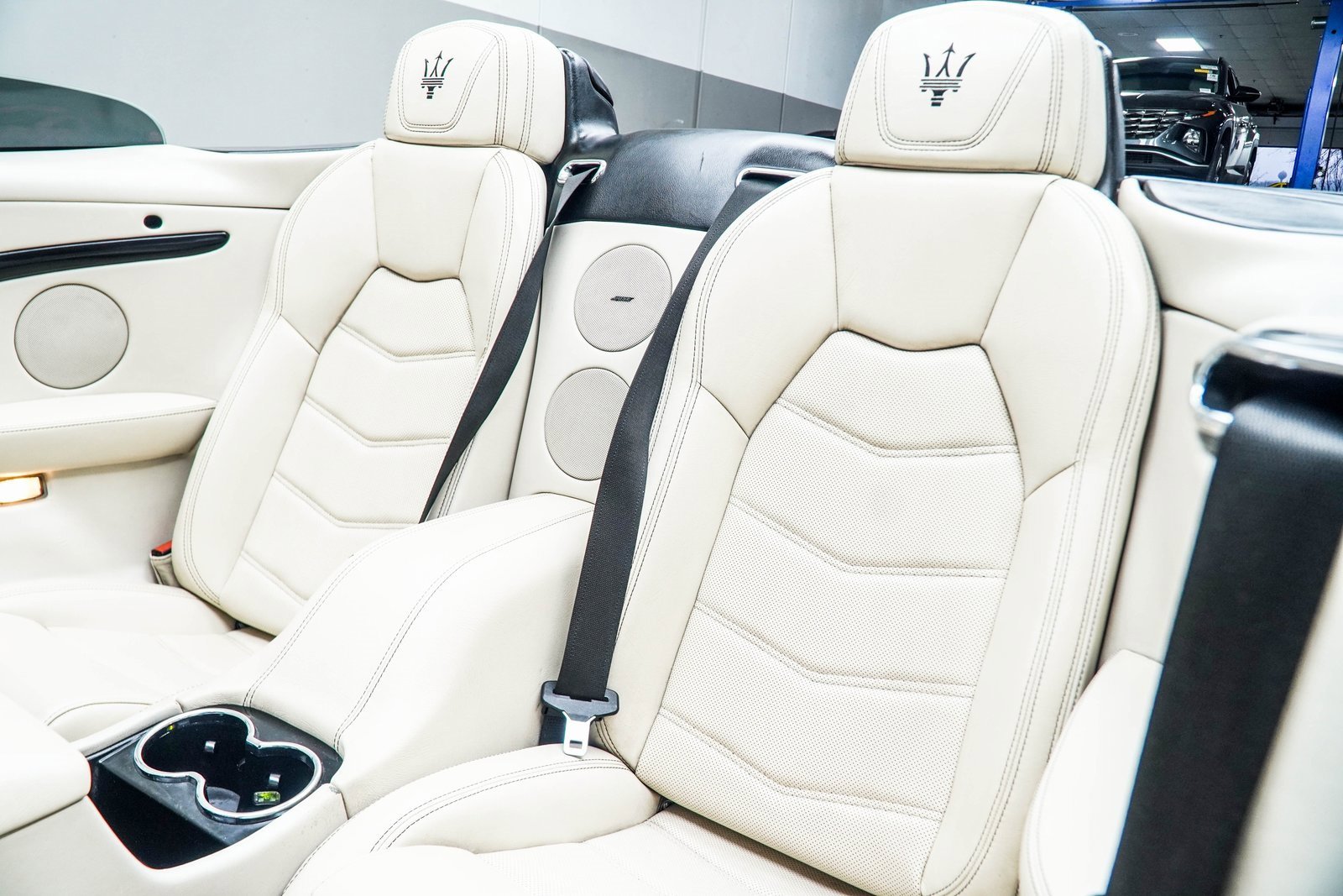 Used 2017 Maserati GranTurismo Sport image 36