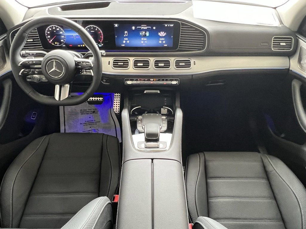 New 2026 Mercedes-Benz GLS 450 4MATIC image 2