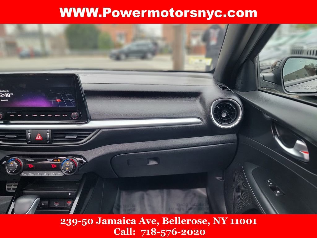 Used 2023 Kia Forte GT-Line w/ GT-Line Premium Package image 25