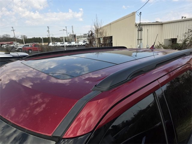 Used 2018 Ford Explorer XLT w/ Equipment Group 202A image 9