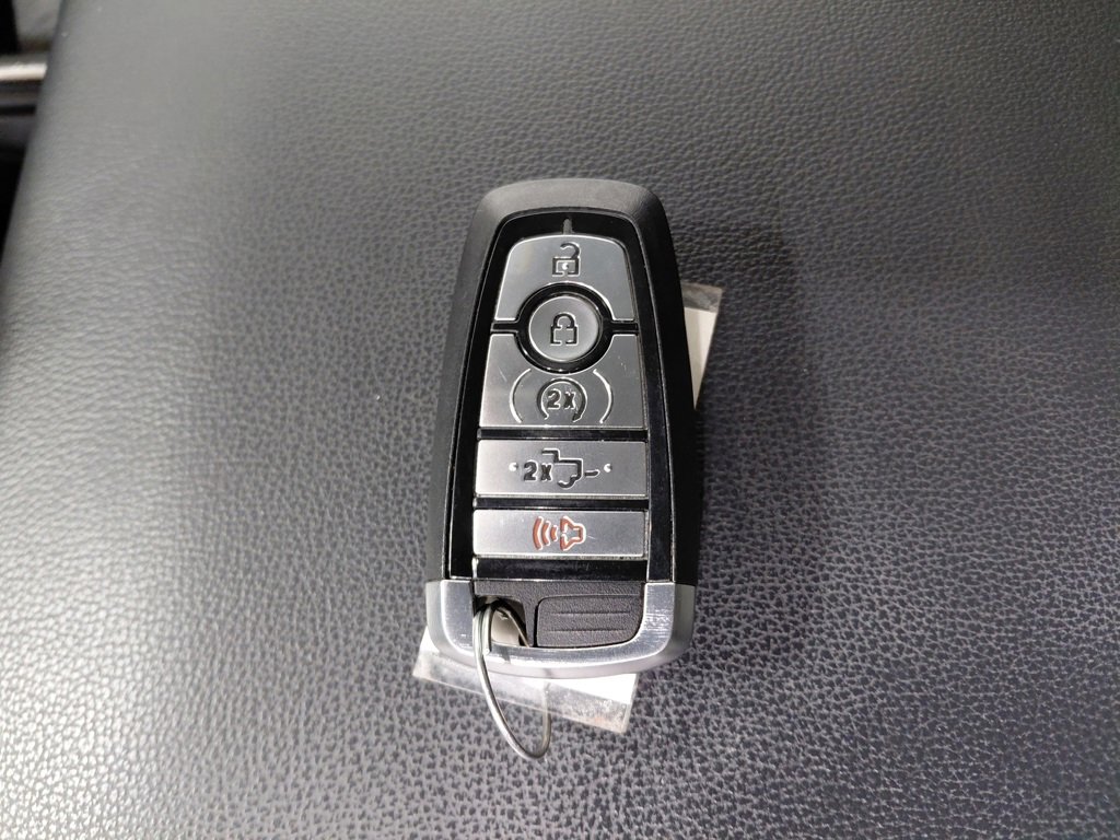 Certified 2022 Ford F150 XLT w/ Equipment Group 302A High image 8