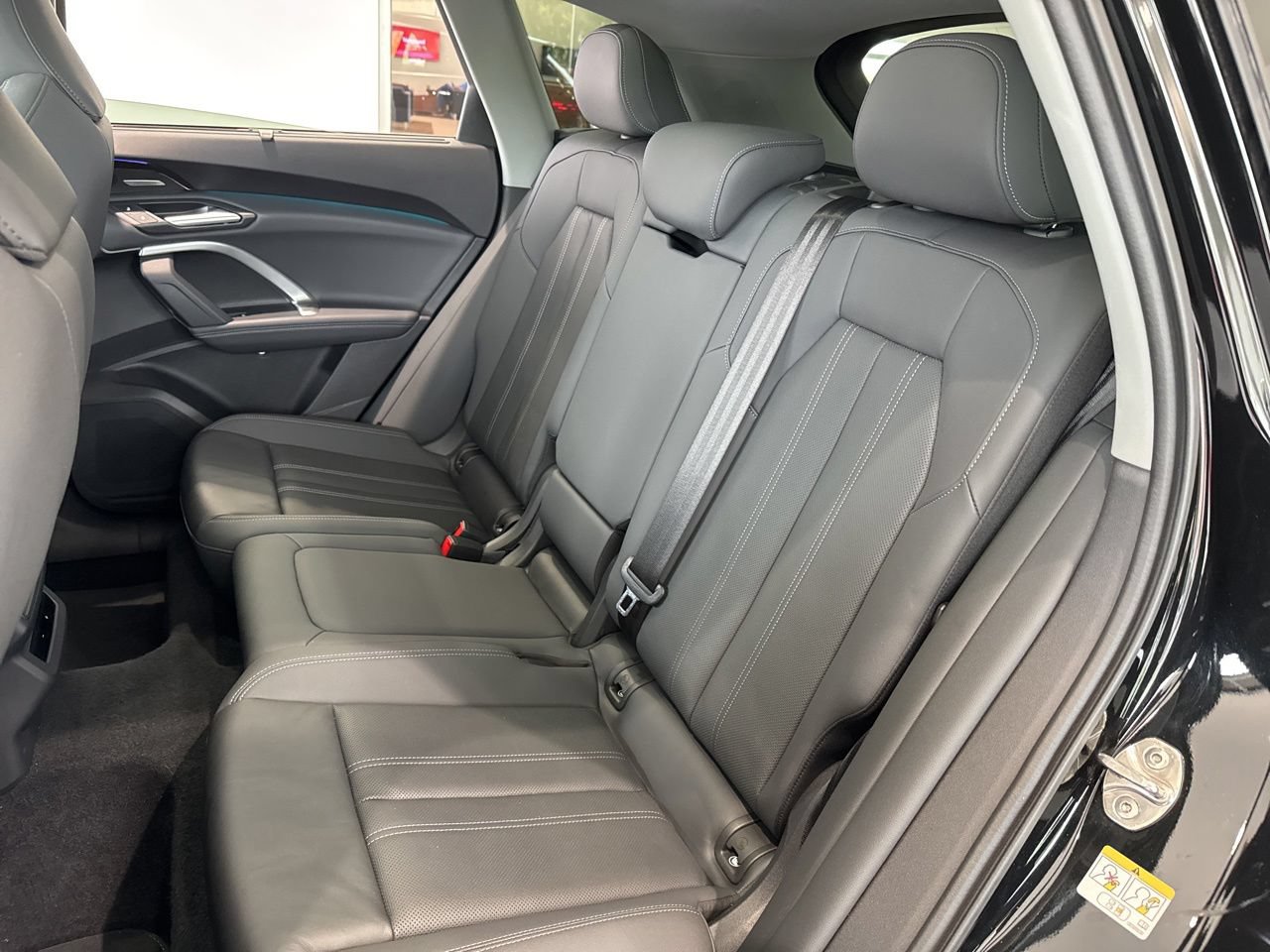 Used 2025 Audi Q5 Premium Plus w/ Premium Plus AWD/4WD image 39