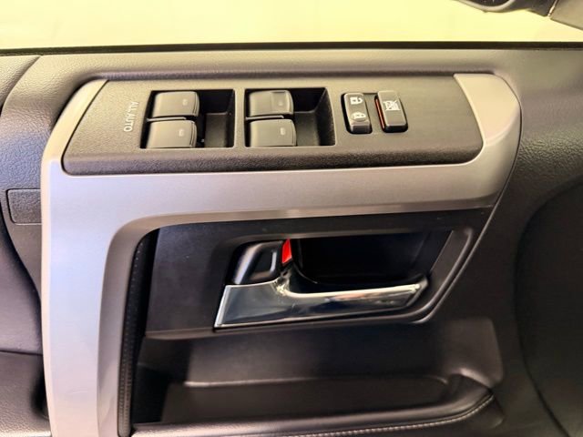 Used 2019 Toyota 4Runner SR5 Premium AWD/4WD image 18