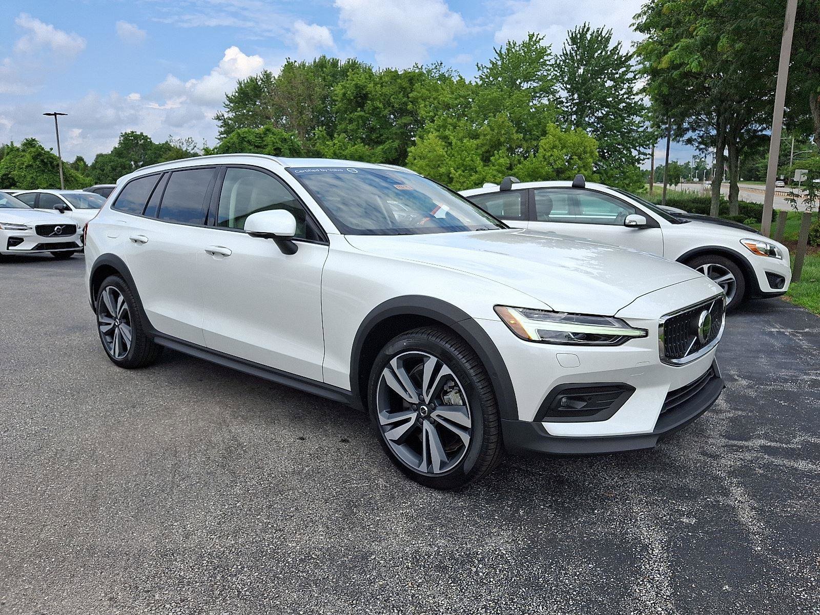 Certified 2024 Volvo V60 B5 Cross Country Plus w/ Protection Package Premier