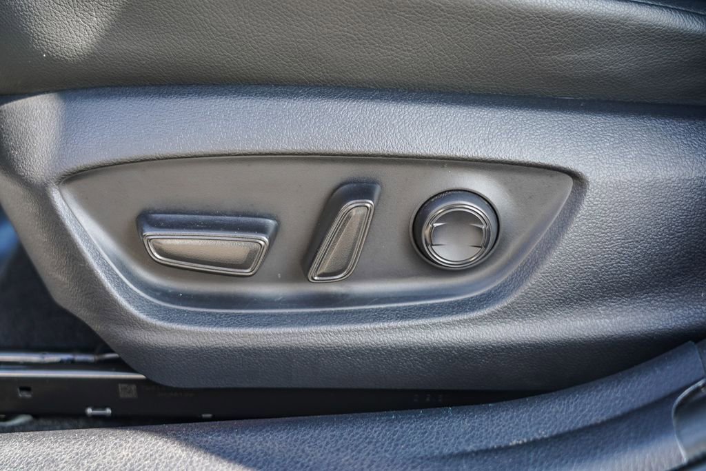 Used 2023 Toyota Camry SE image 22