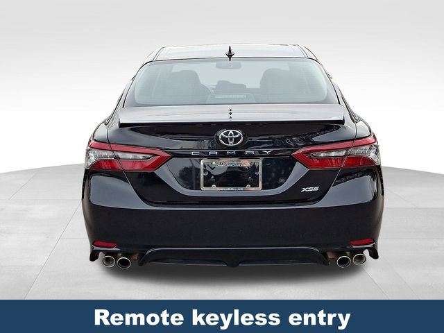 Used 2022 Toyota Camry XSE image 6
