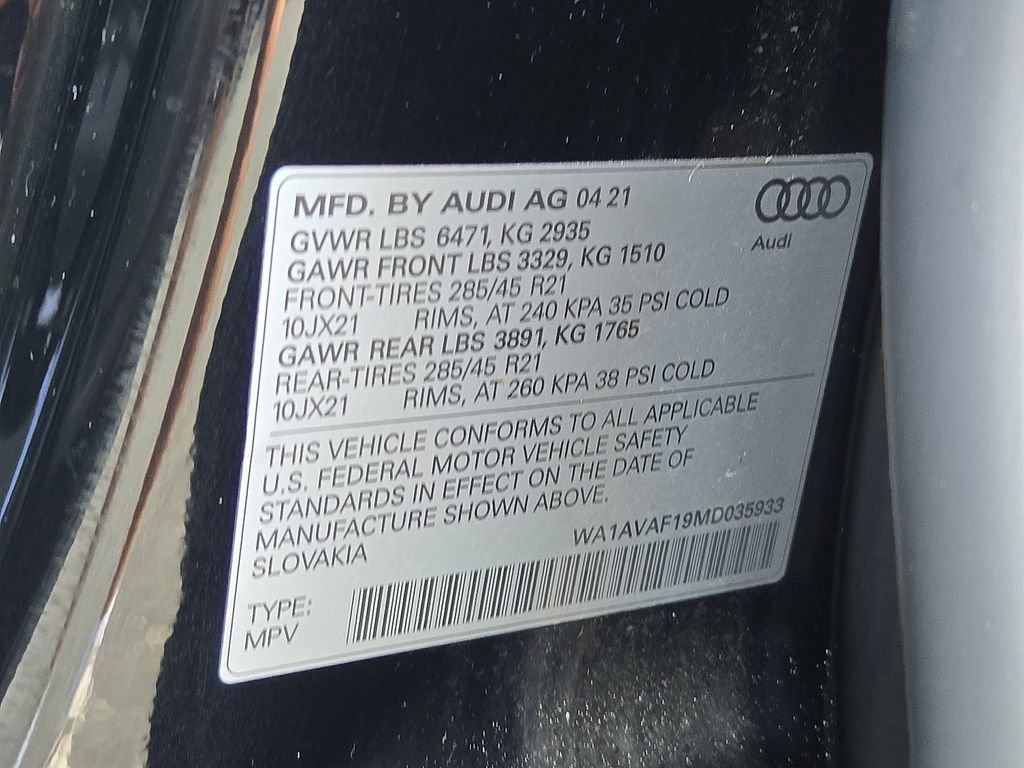 Used 2021 Audi Q8 Premium w/ Black Optic Package image 27