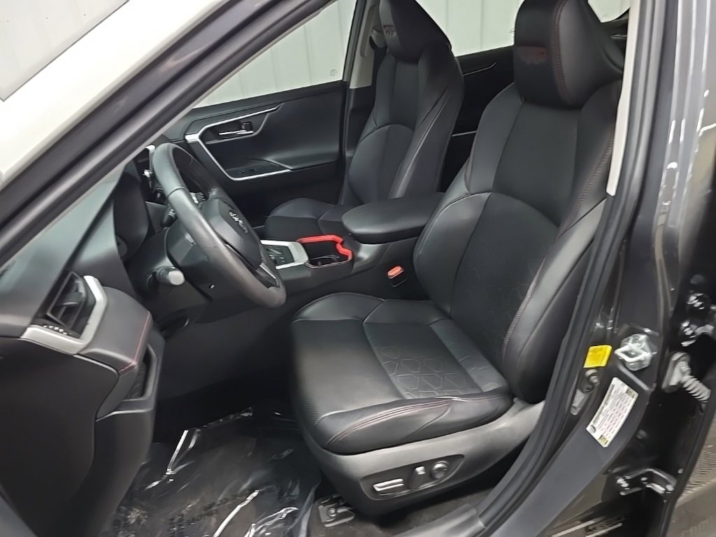 Used 2023 Toyota RAV4 TRD Off-Road image 30