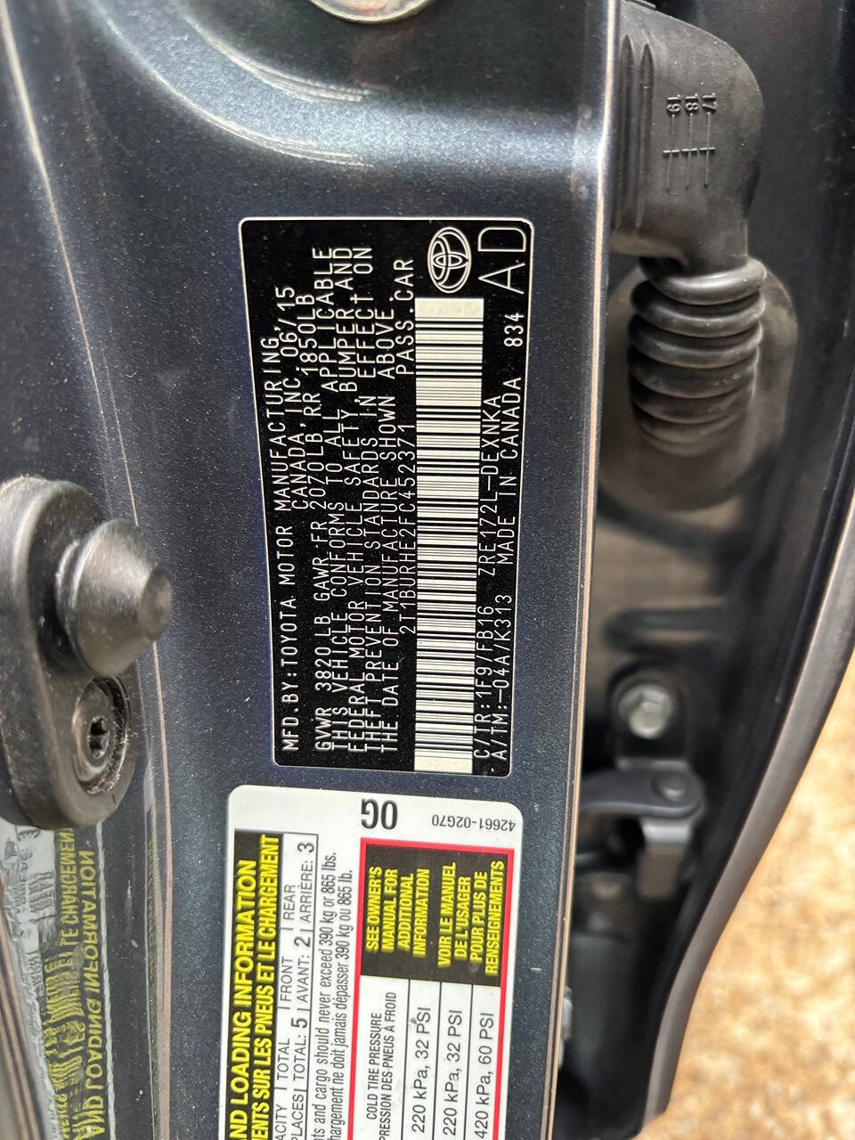 Used 2015 Toyota Corolla LE FWD image 10
