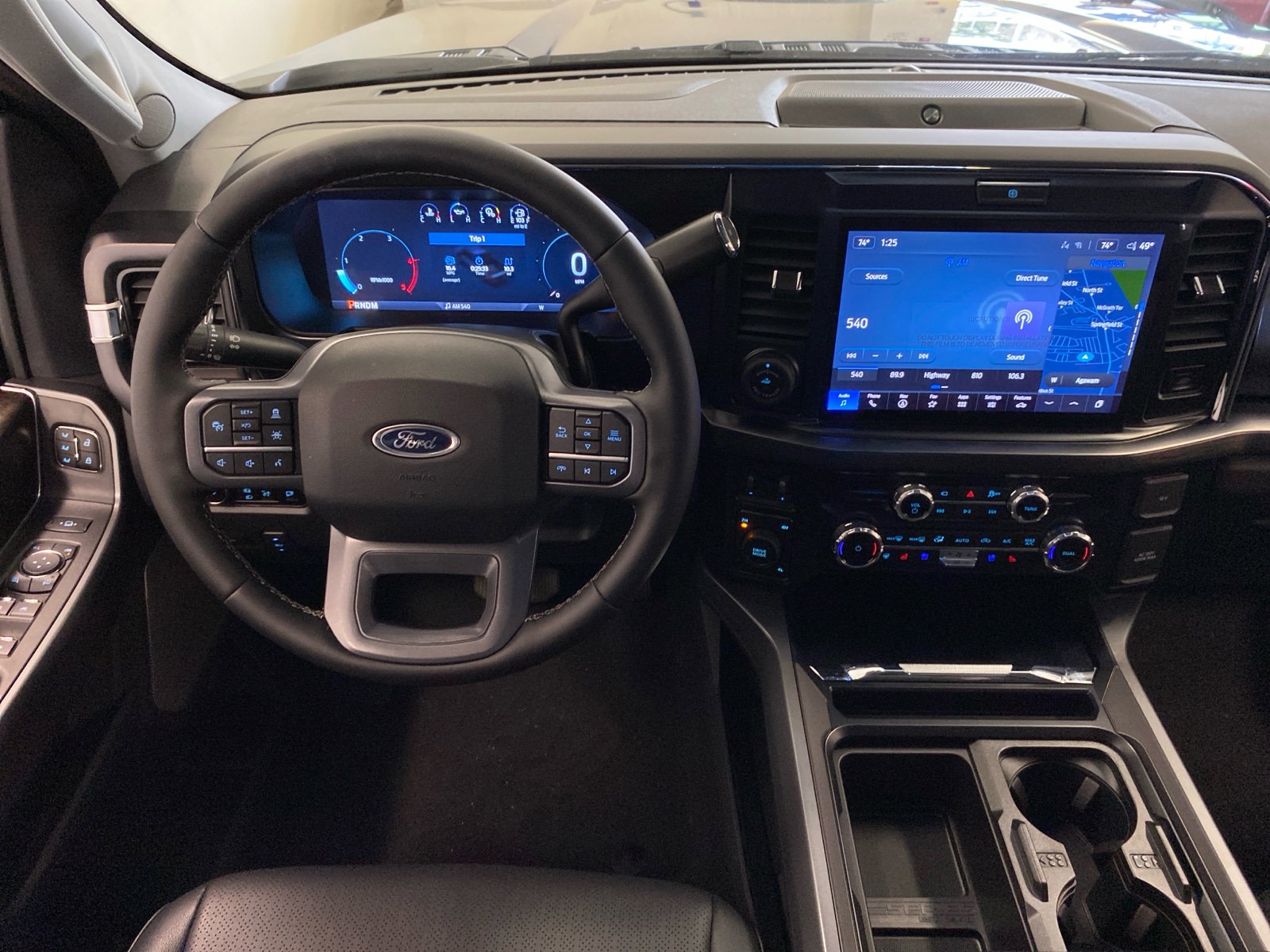 New 2026 Ford F350 Lariat w/ Black Appearance Package AWD/4WD image 11