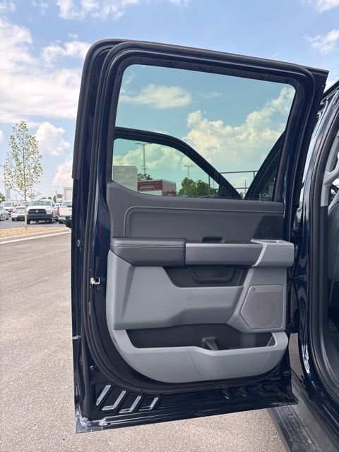 New 2025 Ford F150 Lightning Flash image 38