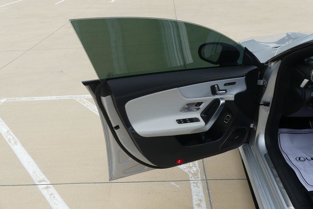 Used 2021 Mercedes-Benz CLA 35 AMG 4MATIC image 9