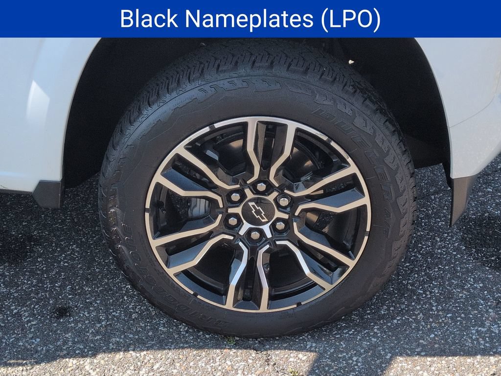 Certified 2024 Chevrolet Colorado Z71 w/ LPO, Dark Essentials Package AWD/4WD image 26