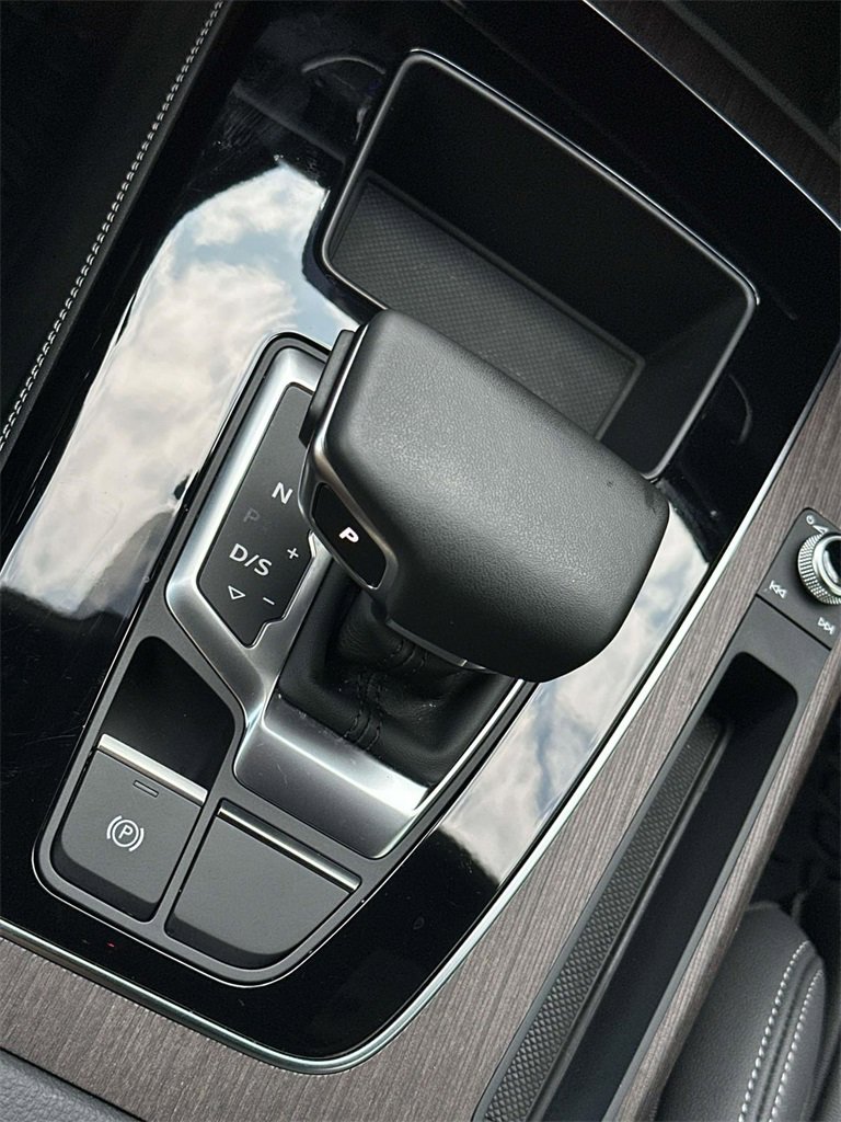 Used 2025 Audi Q5 2.0T Premium Plus image 18
