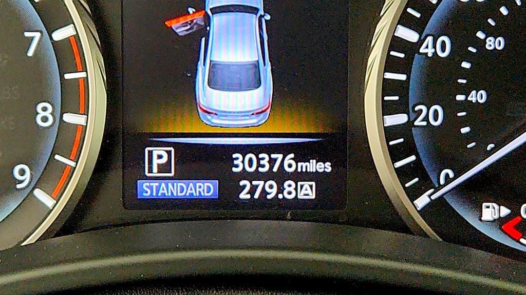 Used 2023 INFINITI Q50 Sensory RWD image 16