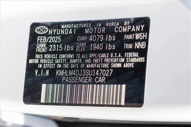 New 2025 Hyundai Elantra SEL image 26