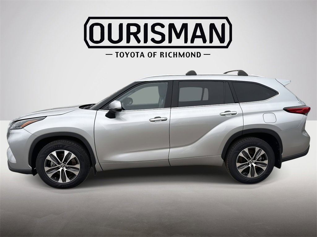 Used 2021 Toyota Highlander XLE image 4