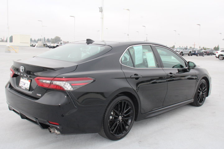 Certified 2023 Toyota Camry XSE image 3