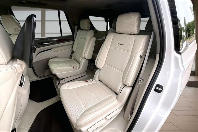 Used 2023 Cadillac Escalade Premium Luxury Platinum w/ LPO, Radiant Package AWD/4WD image 25