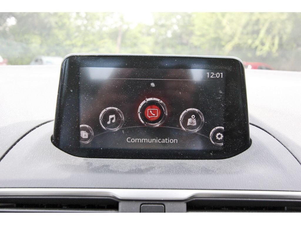 Used 2018 MAZDA MAZDA3 Sport FWD image 24