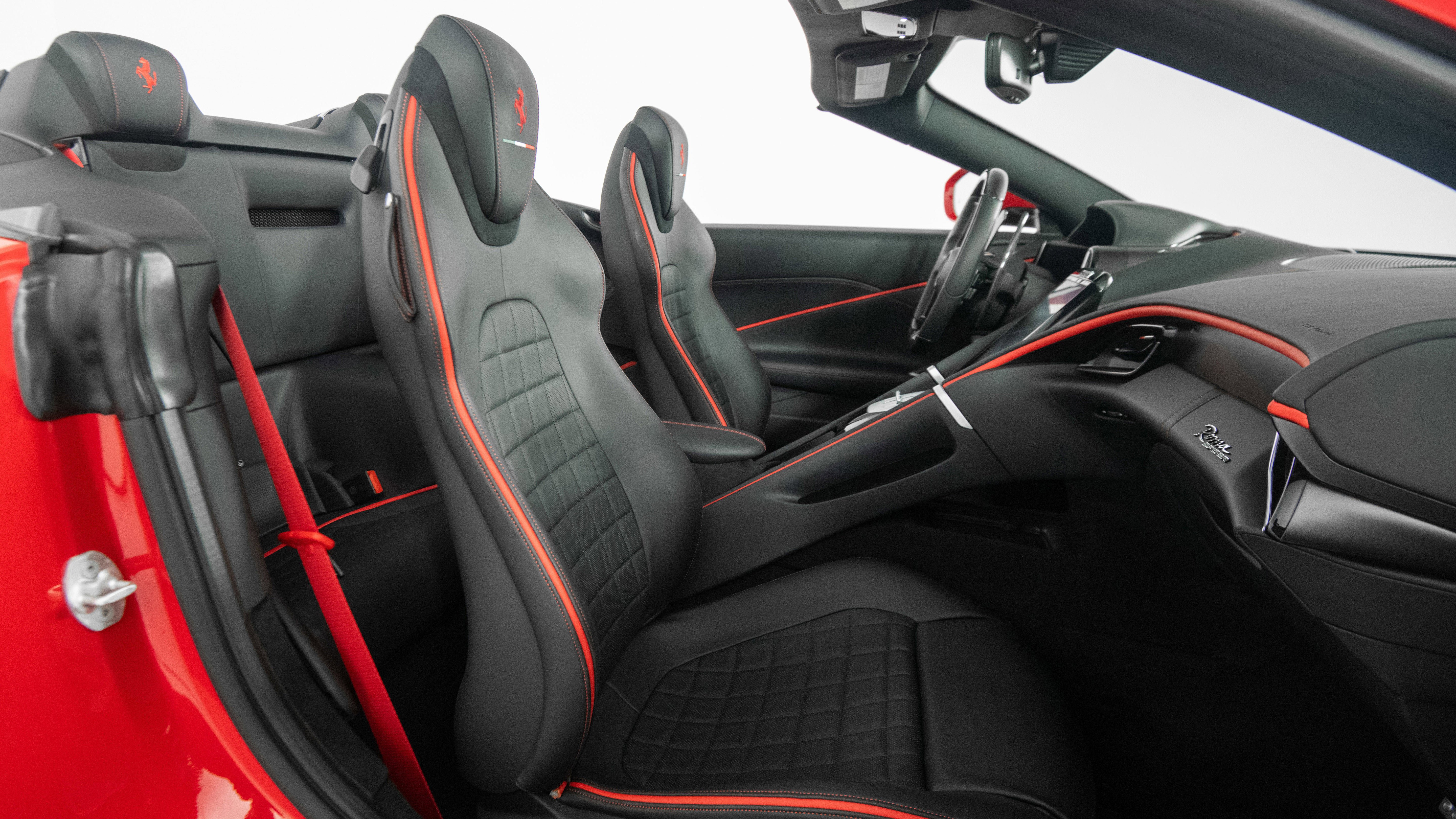 Certified 2026 Ferrari Roma Spider RWD image 28