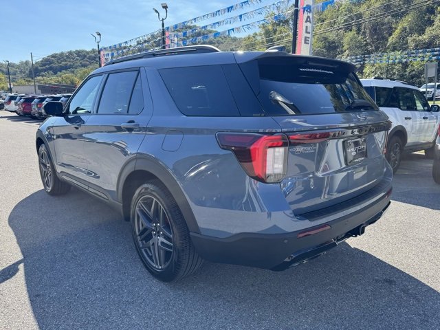 New 2026 Ford Explorer ST-Line w/ ST-Line Street Pack image 6