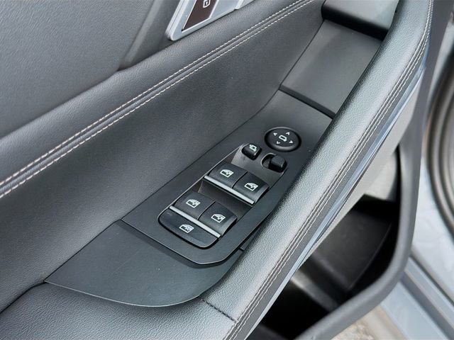 Used 2024 BMW X6 xDrive40i image 23