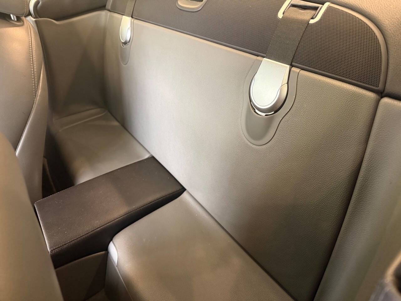 Used 2005 Mercedes-Benz SL 500 image 24