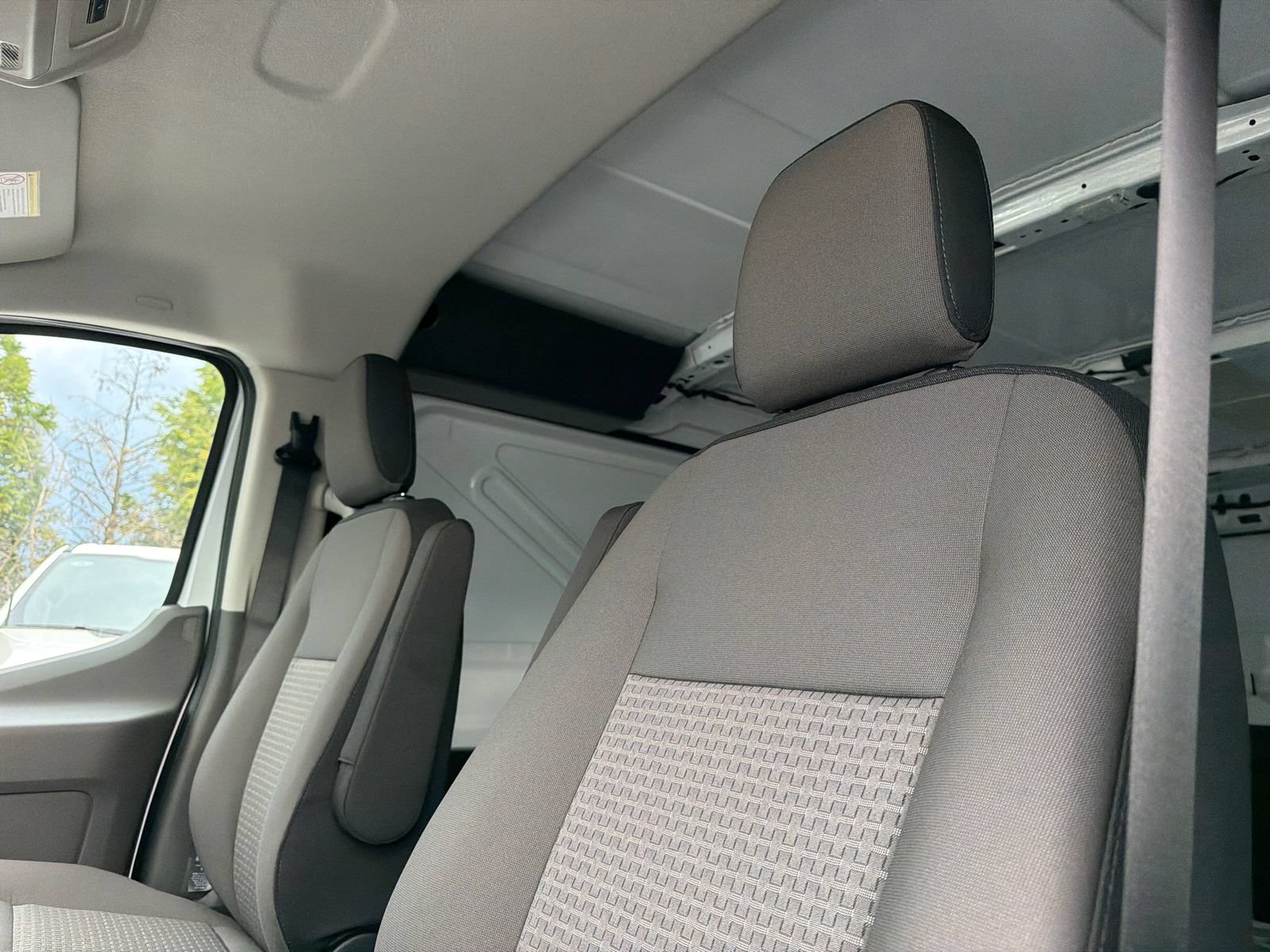 New 2026 Ford Transit 150 Low Roof RWD image 20