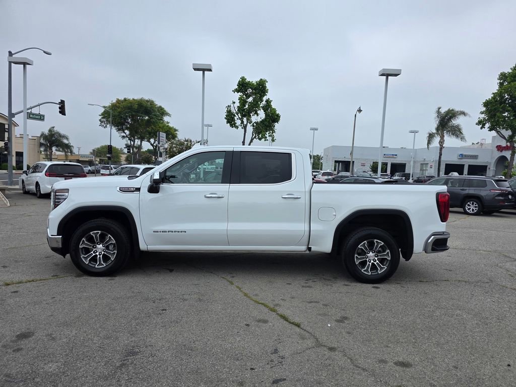 Used 2025 GMC Sierra 1500 SLT RWD image 9
