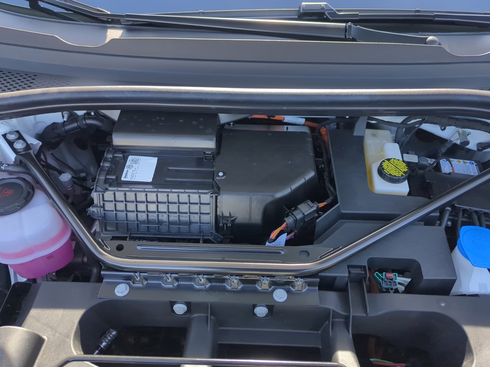 New 2026 Volkswagen ID.4 Pro image 20