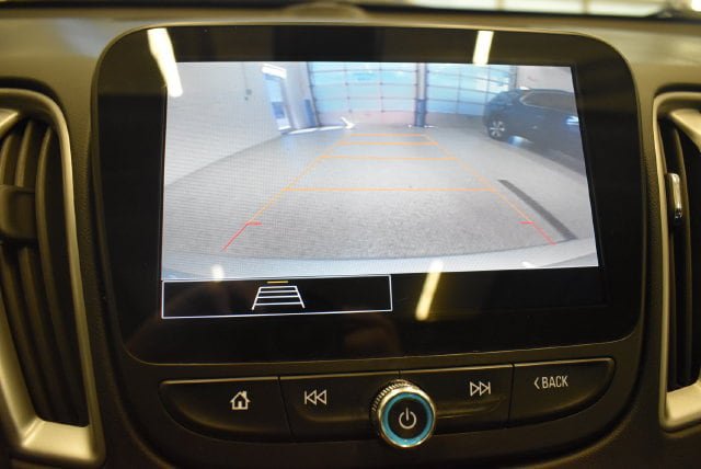 Used 2022 Chevrolet Malibu LT FWD image 8