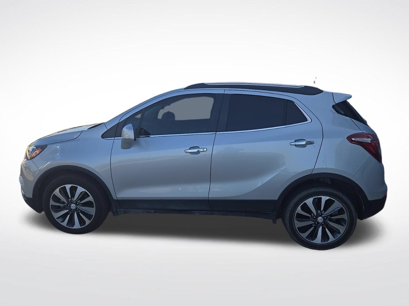 Used 2022 Buick Encore Preferred w/ Safety Package FWD image 10