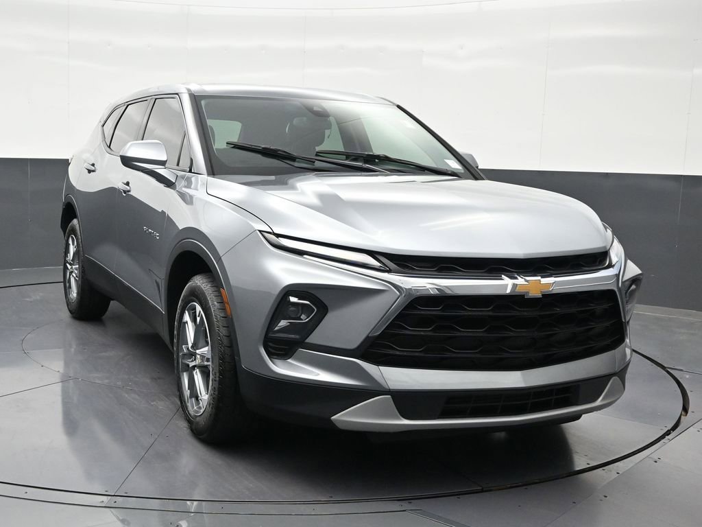 Used 2024 Chevrolet Blazer LT FWD image 8
