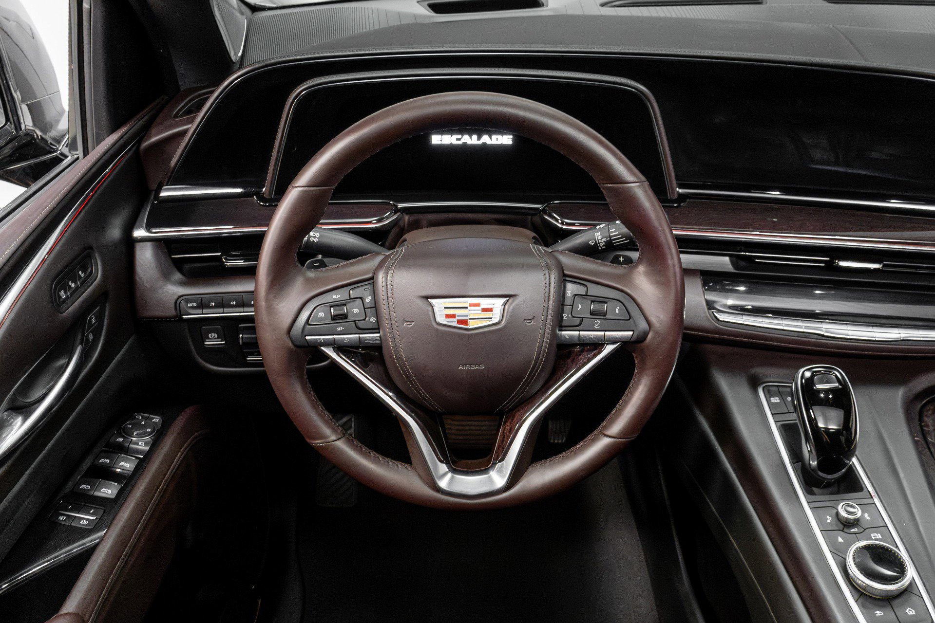 Used 2021 Cadillac Escalade ESV Premium Luxury Platinum w/ Heavy-Duty Trailer Package image 50