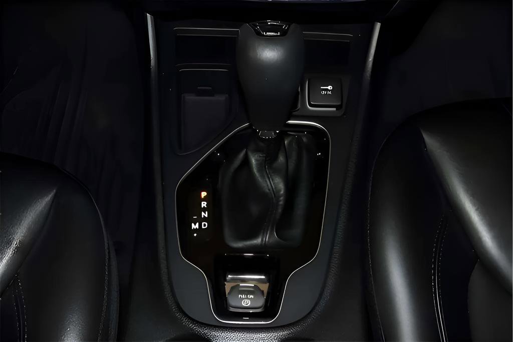 Used 2021 Jeep Cherokee Latitude Plus FWD image 11