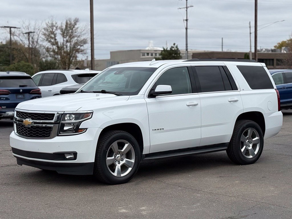 Used 2019 Chevrolet Tahoe LT w/ Luxury Package AWD/4WD image 33