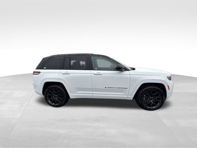 New 2027 Jeep Grand Cherokee Summit AWD/4WD image 8
