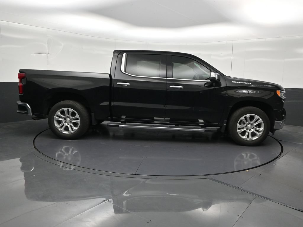 Used 2022 Chevrolet Silverado 1500 LTZ RWD image 7