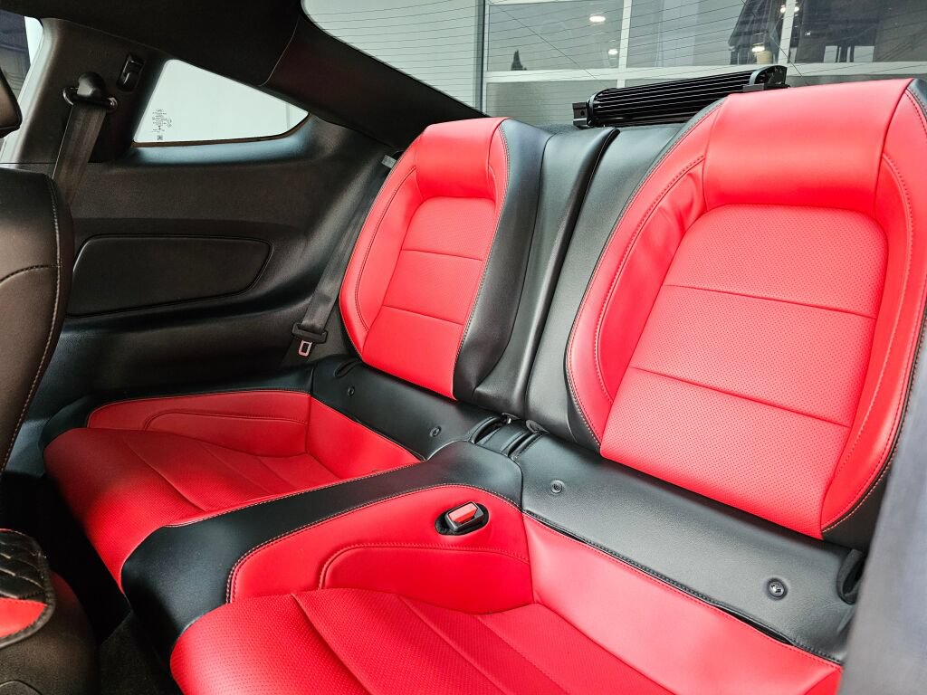 Used 2022 Ford Mustang GT Premium w/ Equipment Group 401A RWD image 16