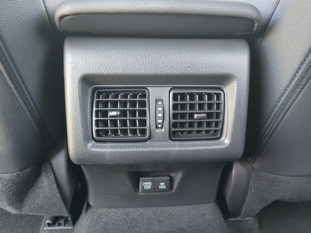 Used 2026 Toyota Camry Hybrid w/ Convenience Package FWD image 17