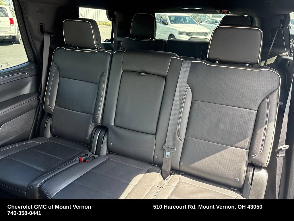 Used 2024 GMC Yukon SLT AWD/4WD image 25
