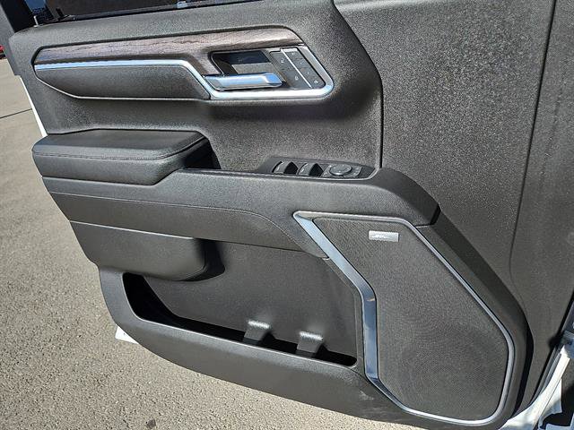 Used 2022 Chevrolet Silverado 1500 LTZ w/ Technology Package image 16