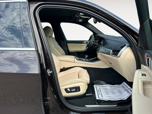 Used 2022 BMW X5 xDrive40i w/ Premium Package AWD/4WD image 15