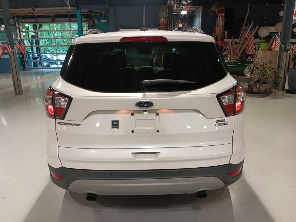 Used 2018 Ford Escape SEL w/ Ford Safe & Smart Package AWD/4WD image 13