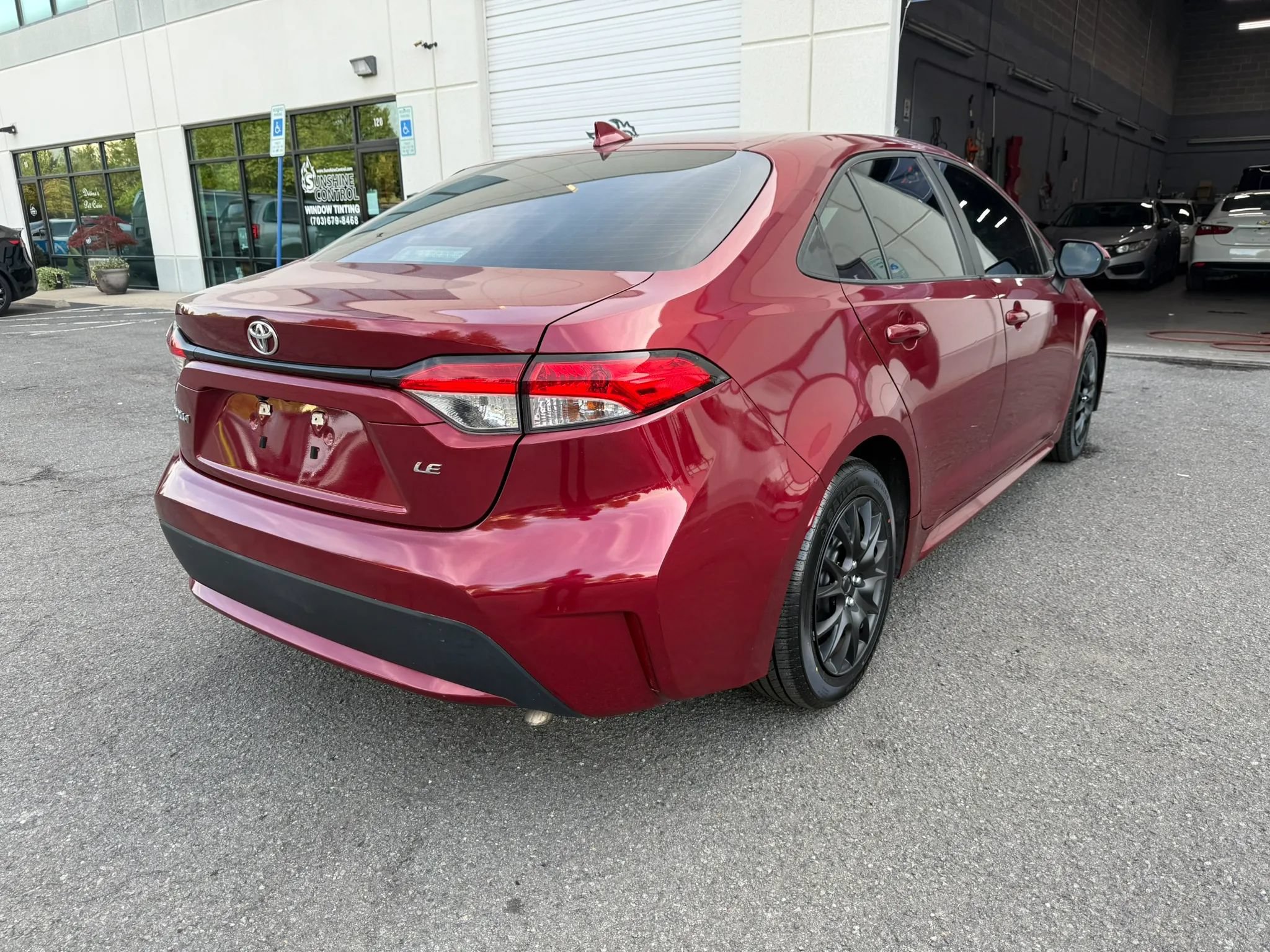 Used 2022 Toyota Corolla LE FWD image 12