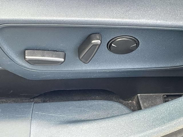 Used 2022 Ford Maverick Lariat FWD image 11
