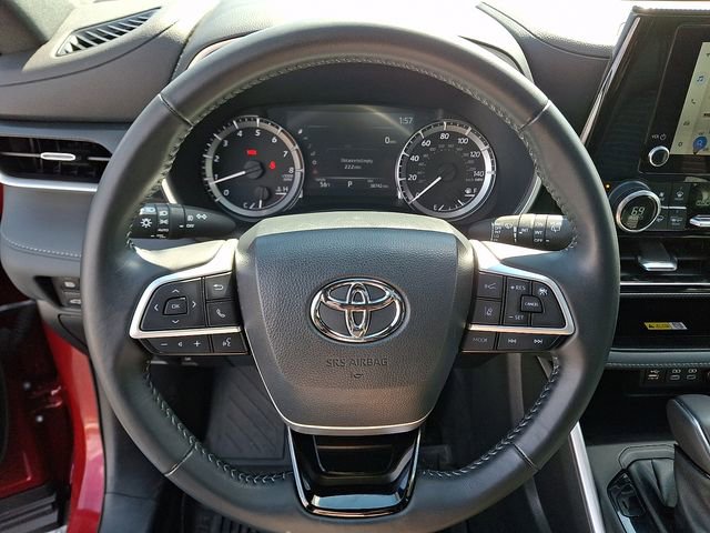 Used 2023 Toyota Highlander XSE image 20
